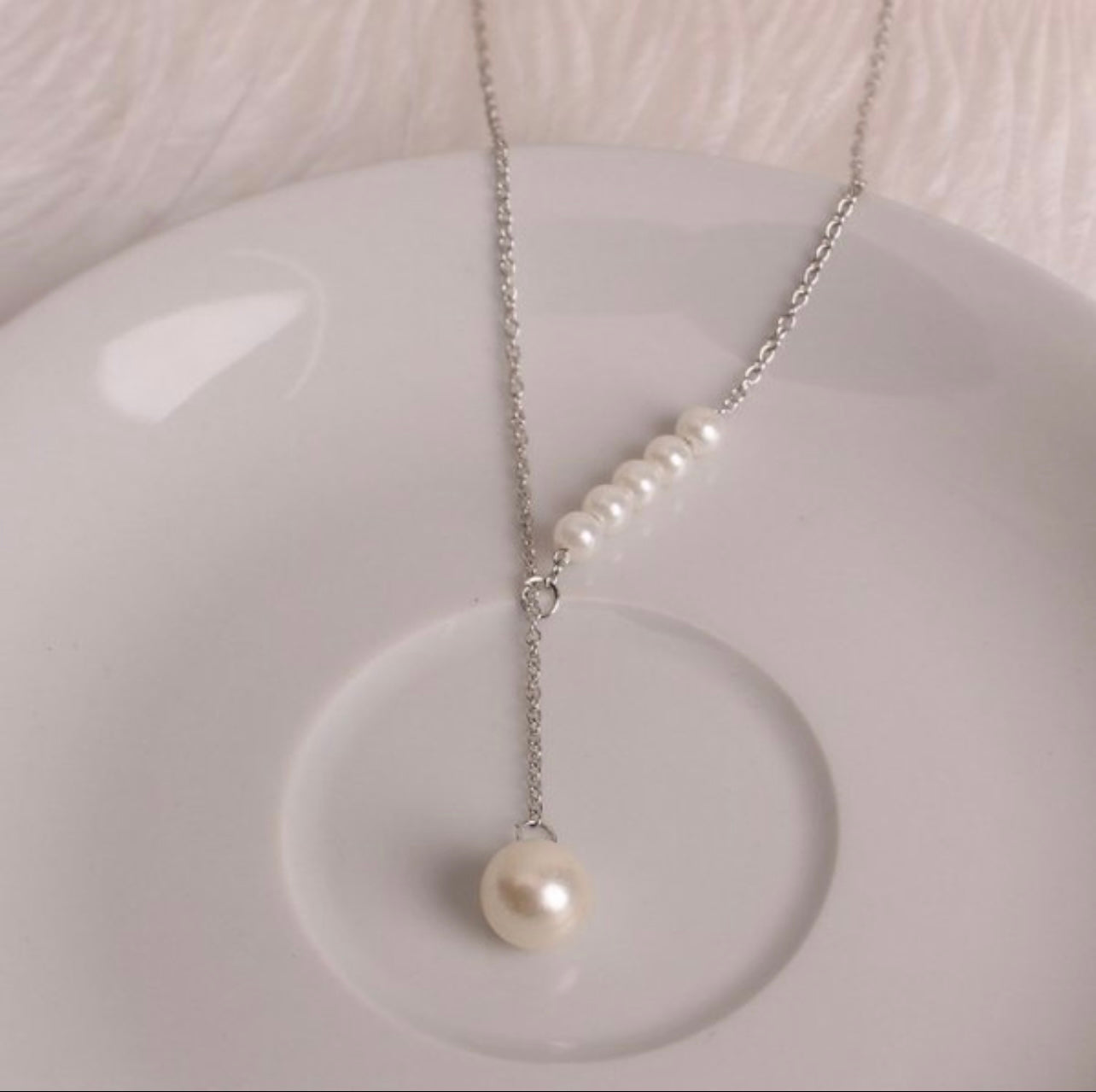 Sky drop pearl Necklace