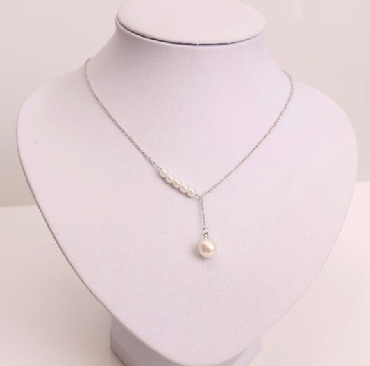 Sky drop pearl Necklace